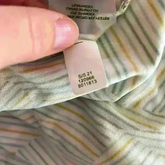 EUC Title Nine Womens Yes Dress Size M Blue Gold Abstract Built In Bra Athletic - Picture 10 of 13